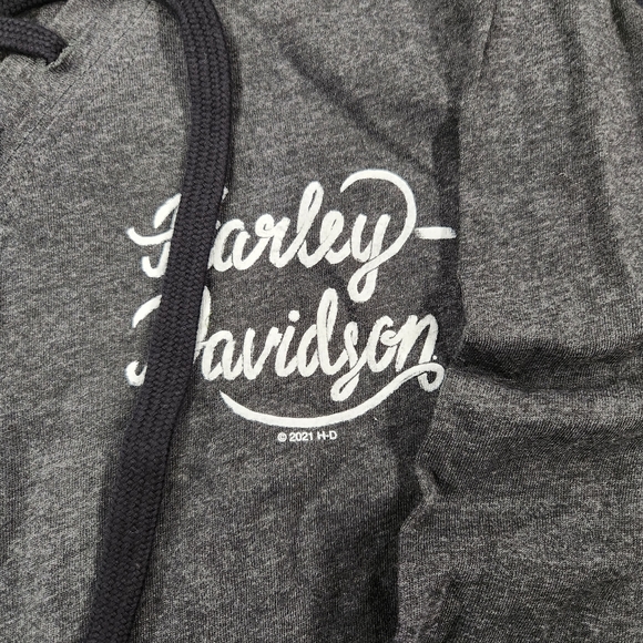 Genuine H-D Ladies Tee - Picture 2 of 5